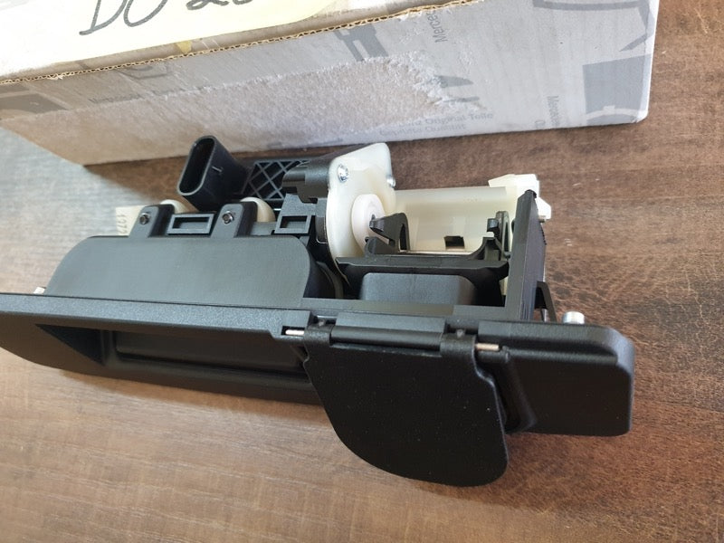 Original New Mercedes-Benz GLE W166 2016 Tailgate Release Handle