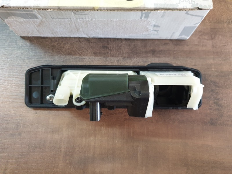 Original New Mercedes-Benz GLE W166 2016 Tailgate Release Handle