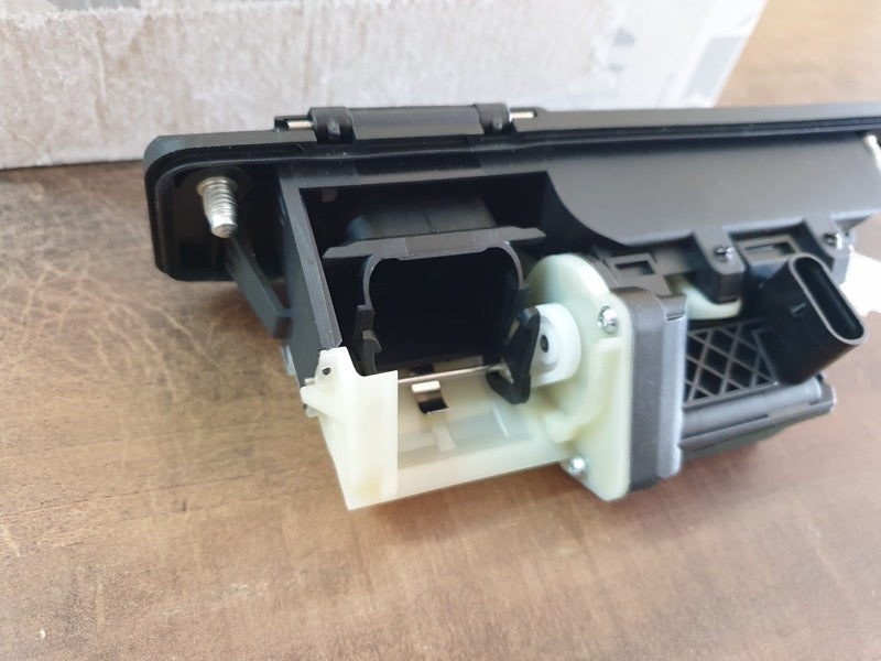 Original New Mercedes-Benz GLE W166 2016 Tailgate Release Handle