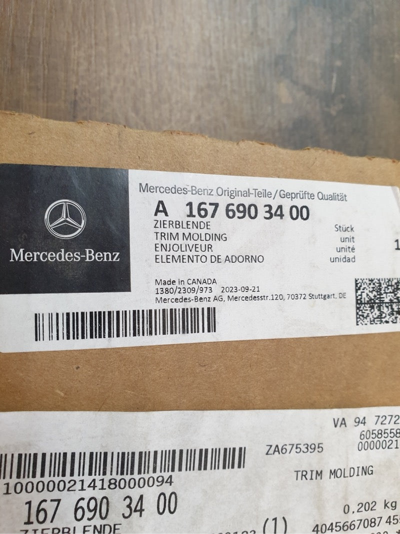 Original New Mercedes-Benz GLE W167 Right Front Door B-Pillar Trim Blackout Moulding