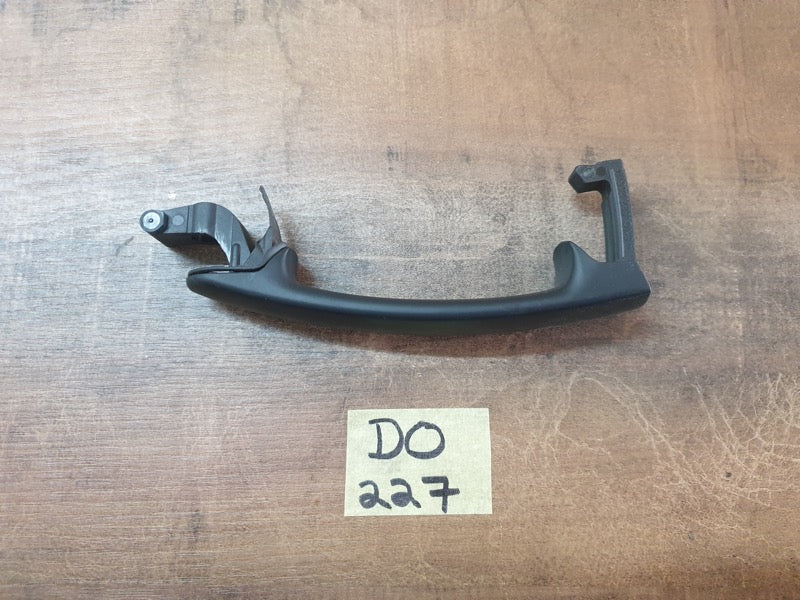 Original Used Volkswagen Jetta Left Front Door Outer Handle
