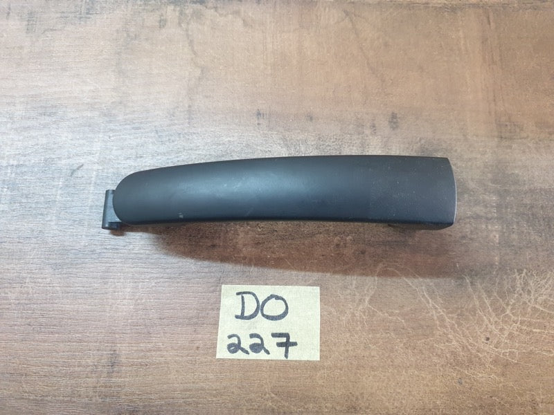 Original Used Volkswagen Jetta Left Front Door Outer Handle