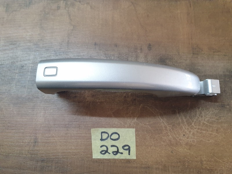 Original Used Audi Left Exterior Door handle