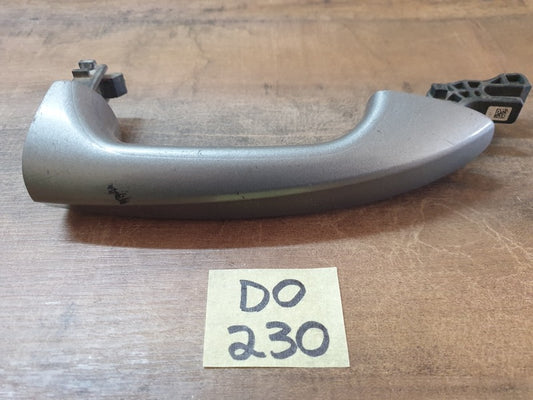 Original Used Mercedes-Benz Right Front Exterior Door Handle