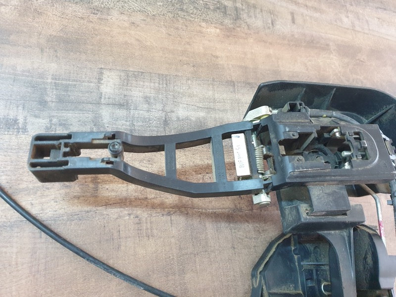 Original Used Ford Ranger Left Front Door Lock Mechanism With Inner Door Handle