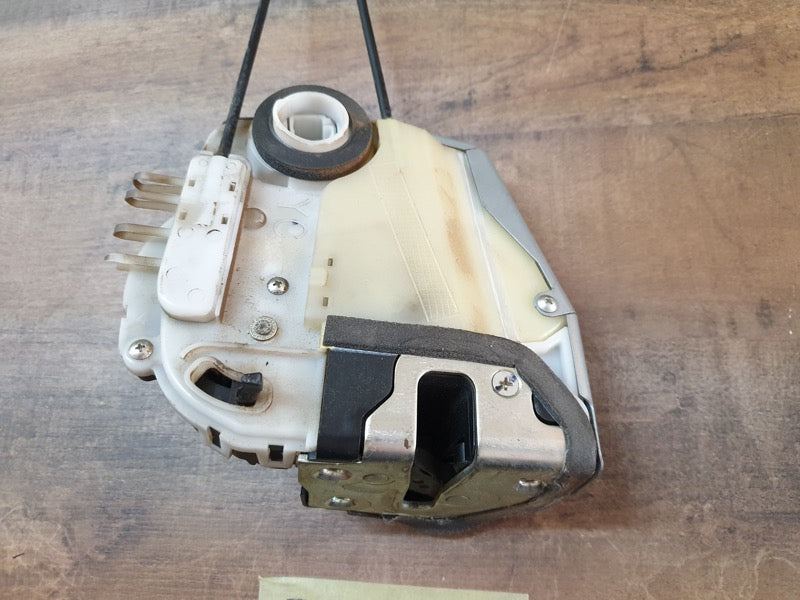 Original Used Toyota Yaris 2017 Right Rear Door Lock Mechanism
