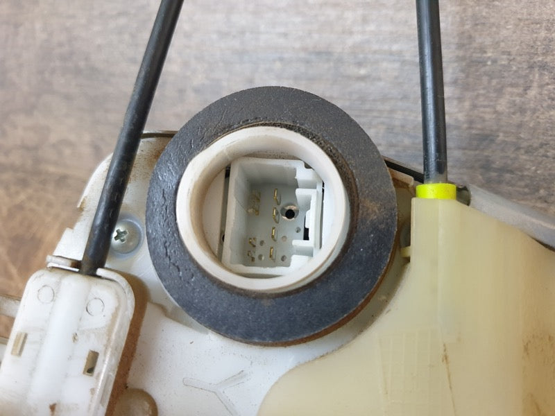 Original Used Toyota Yaris 2017 Right Rear Door Lock Mechanism