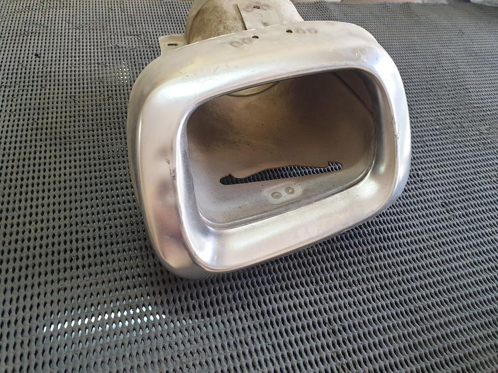 Mercedes-Benz GLA X156 Left Rear Exhaust Pipe Chrome Cover