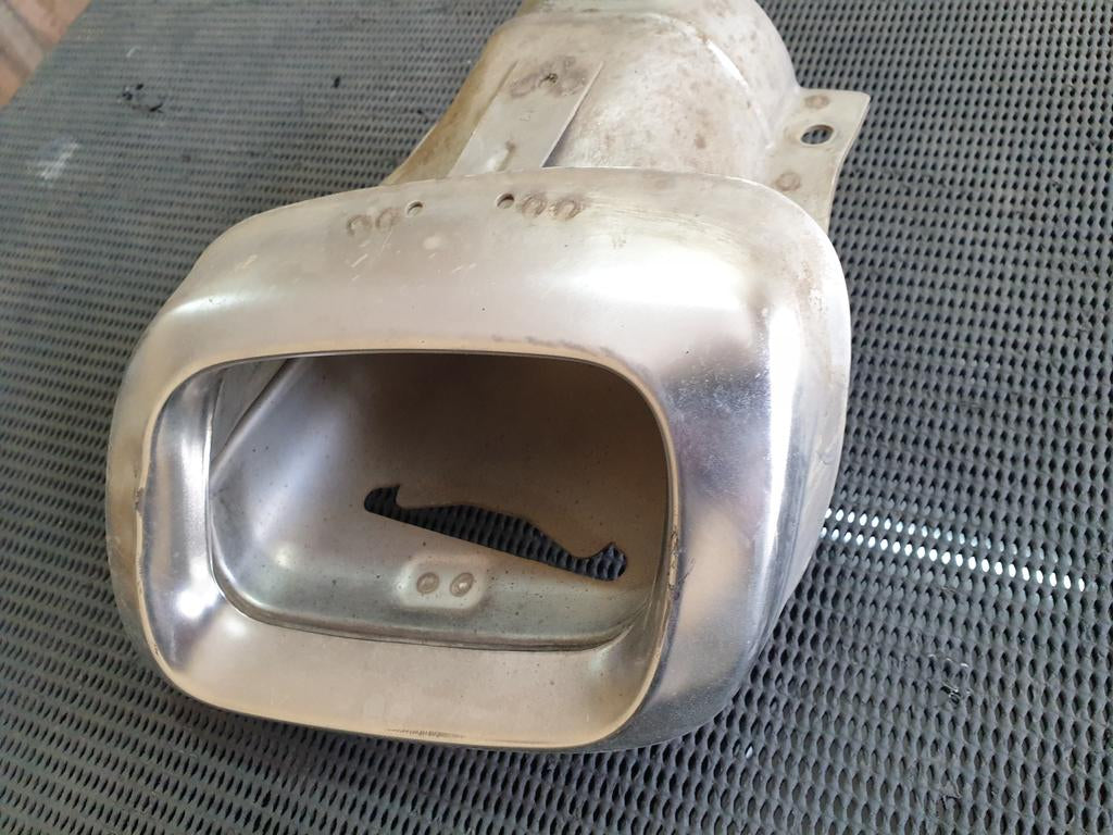 Mercedes-Benz GLA X156 Left Rear Exhaust Pipe Chrome Cover