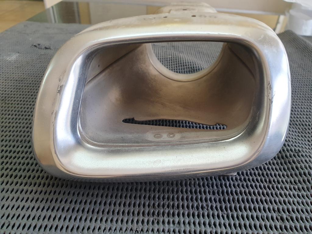 Mercedes-Benz GLA X156 Left Rear Exhaust Pipe Chrome Cover