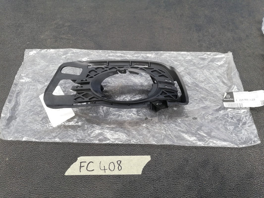 Mercedes-Benz C-Class W204, C180 - C63 AMG Left Fog Lamp Cover Bracket Support