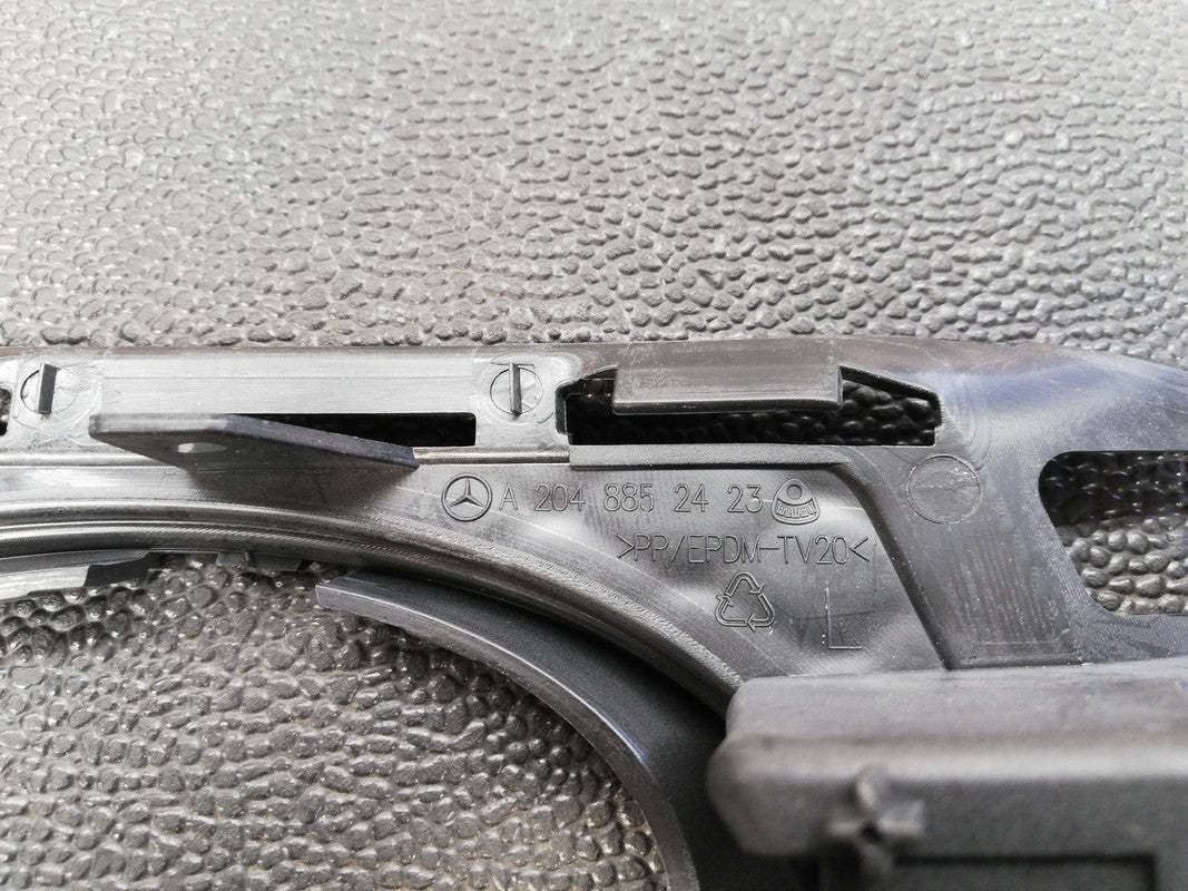 Mercedes-Benz C-Class W204, C180 - C63 AMG Left Fog Lamp Cover Bracket Support