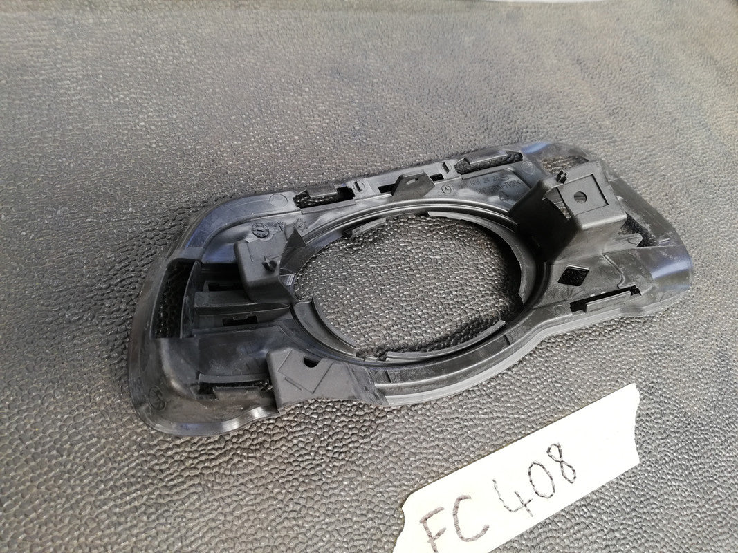 Mercedes-Benz C-Class W204, C180 - C63 AMG Left Fog Lamp Cover Bracket Support