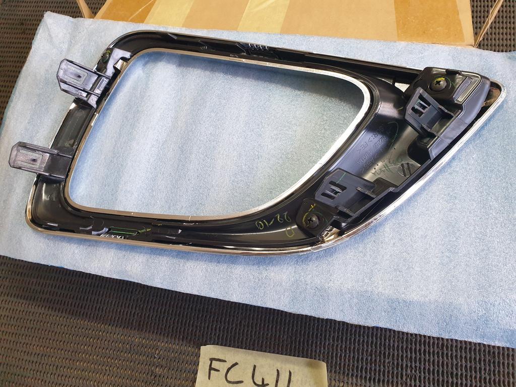 Nissan Navara Left Front Fog Light Chrome Surround Trim