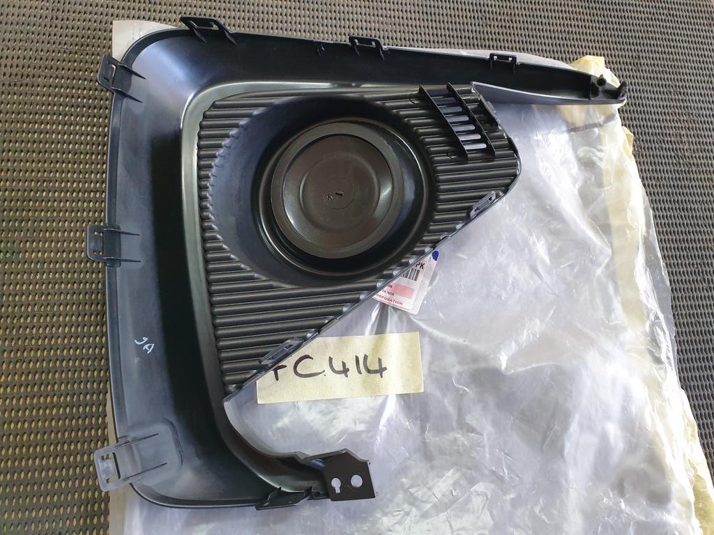 Suzuki Ertiga Toyota Rumion Left Front Fog Light Cover