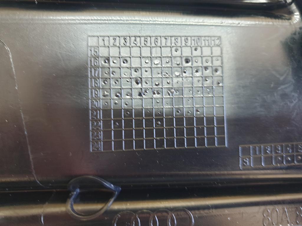 Audi Q5 Left Front Air Guide Grille