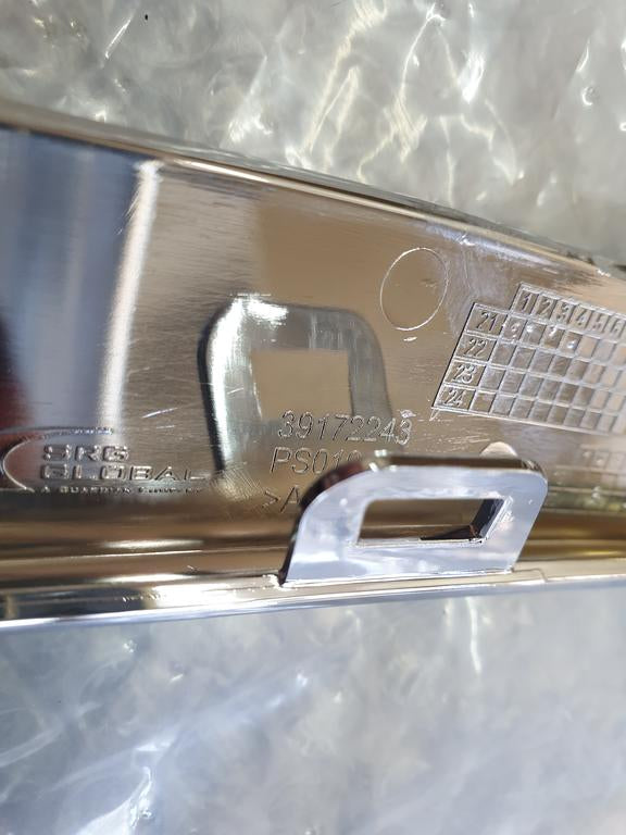 Original New Opel Crossland Left Front Chrome Bumper Moulding