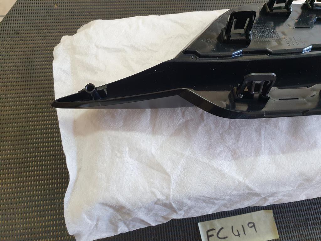 Nissan Qashqai Right Front Bumper Trim