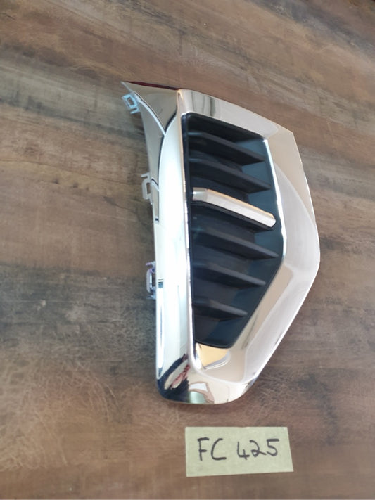 Original Used Haval Jolion Right Front Bumper Fog Light Cover