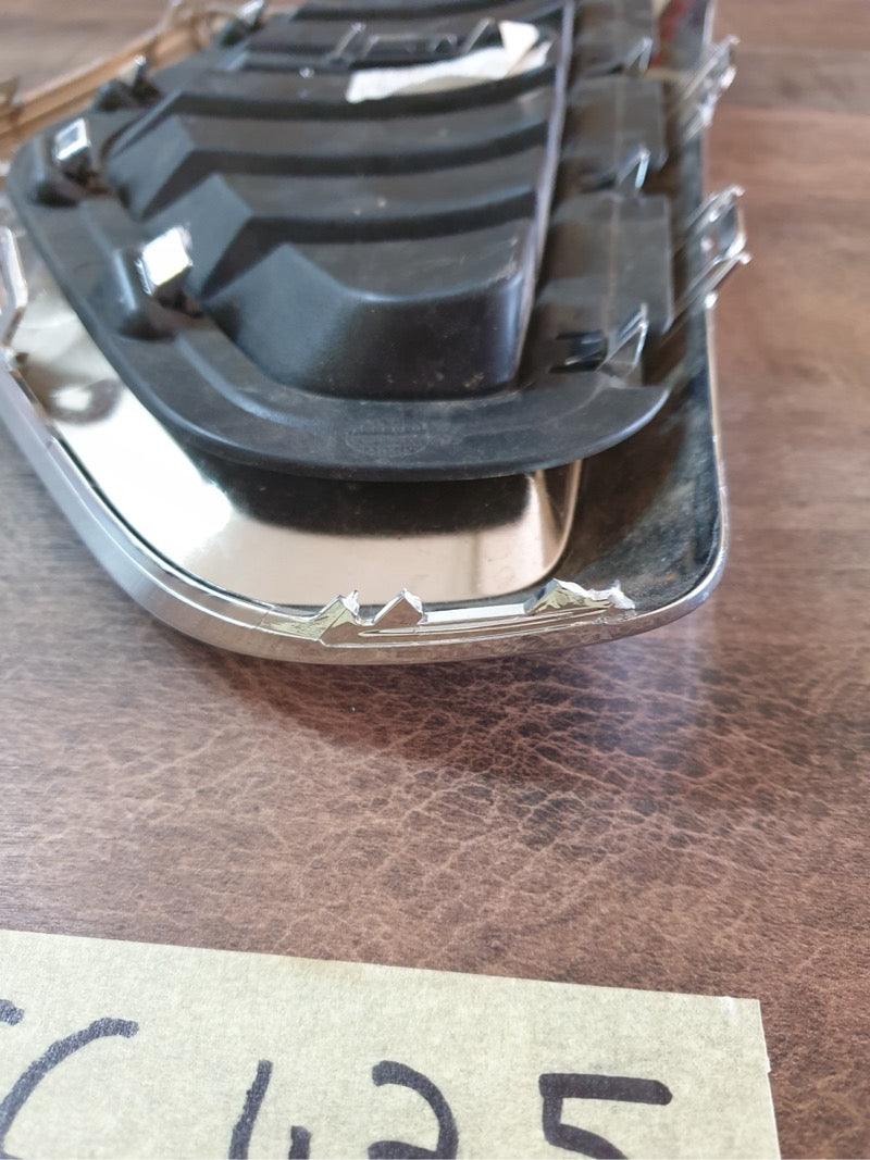 Original Used Haval Jolion Right Front Bumper Fog Light Cover