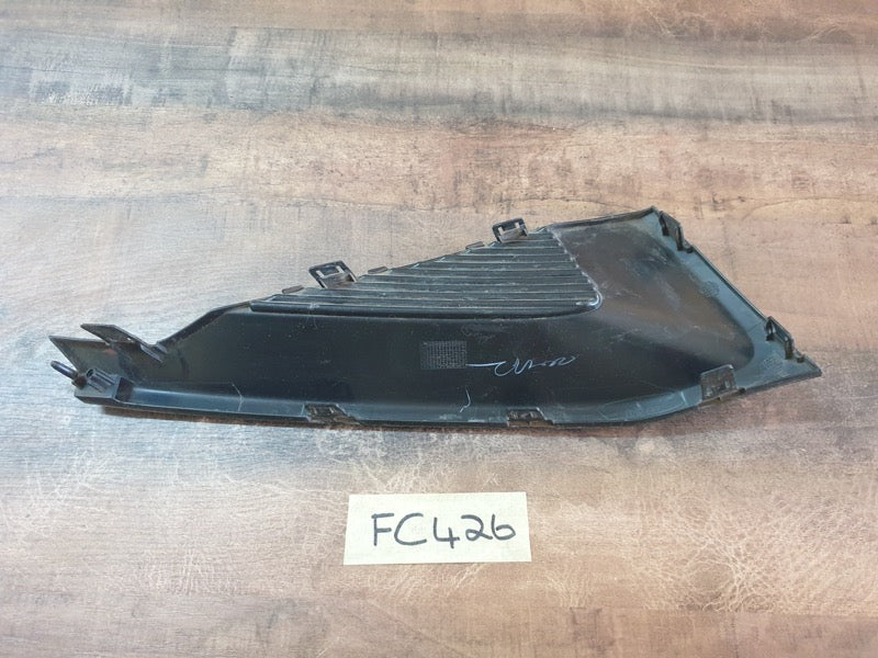 Original Used Suzuki Ertiga Toyota Rumion Left Front Bumper Foglight Cover