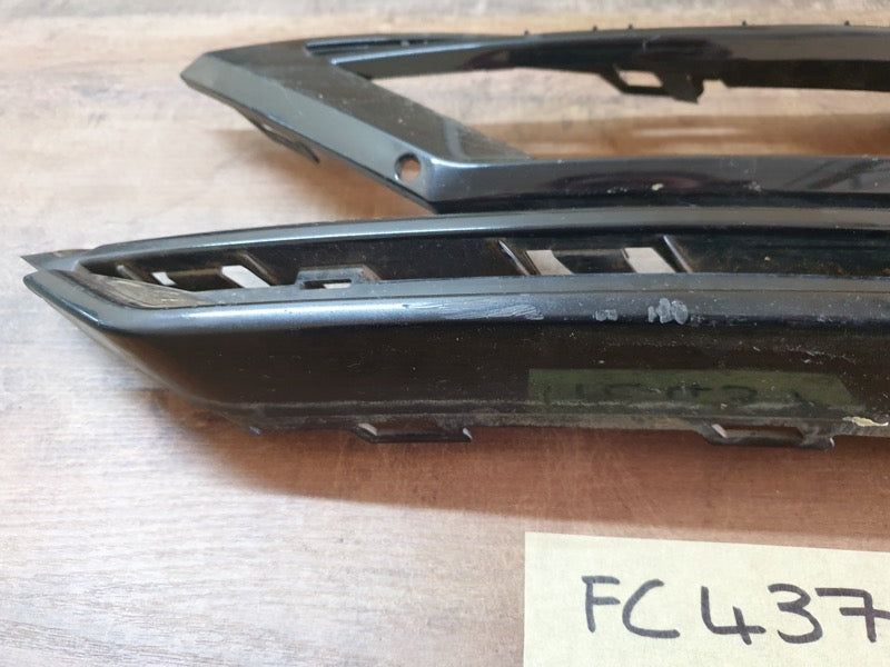 Original Used Volkswagen Tiguan Left Front Bumper Lower Vent Grille