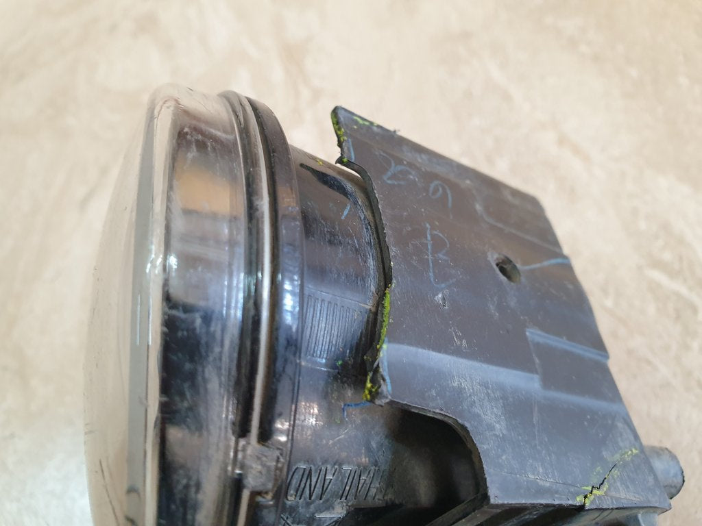 Toyota Land Cruiser 2018, with bracket Right Fog Light