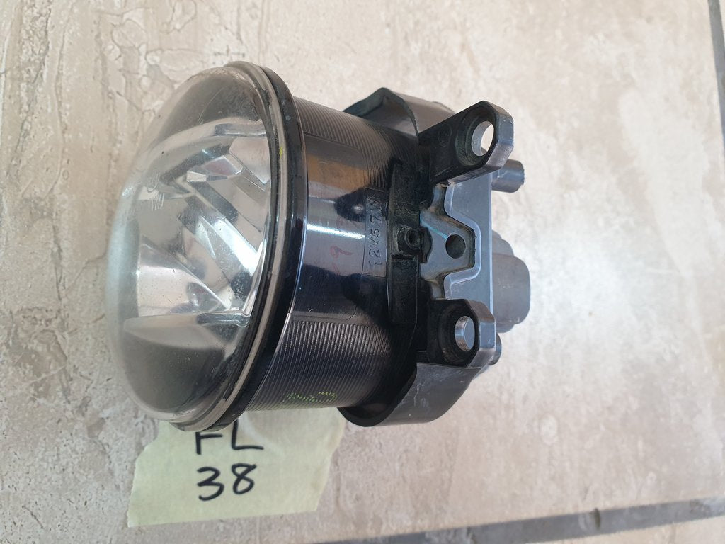 Toyota Land Cruiser 2018, with bracket Right Fog Light