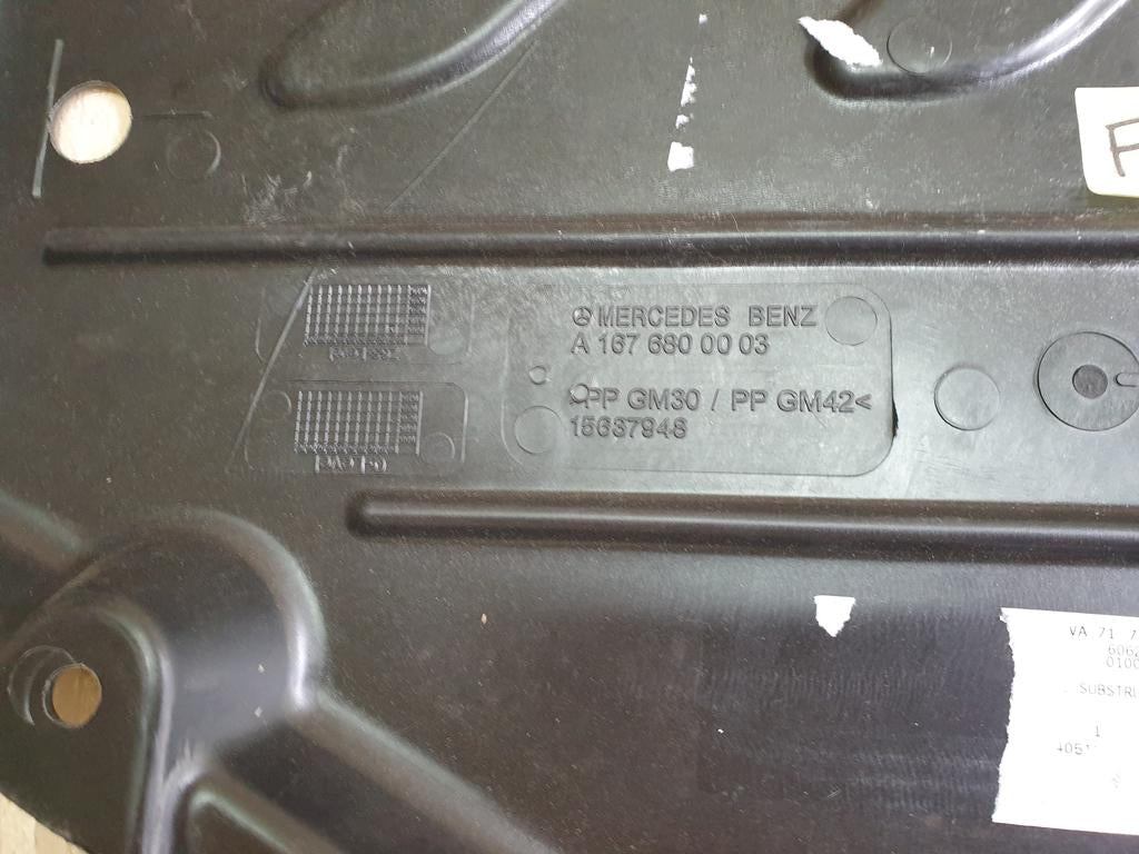 Mercedes-Benz GLE W167 Left Rear Chassis Cover