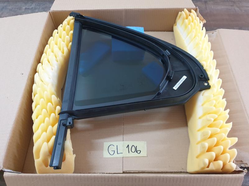Original Used Mercedes-Benz C-Class W206 2022 Right Rear Fixed Window