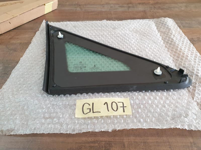 Original New Mercedes-Benz V-Class W447 Left Front Side Window Pane Glass