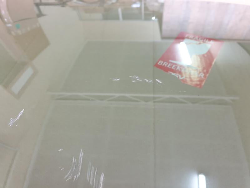 Original Used Volkswagen Polo Right Front Door Window Glass