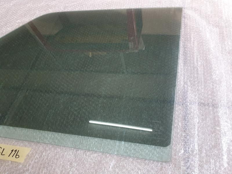 Original Used Toyota Land Cruiser Left Front Door Window Glass