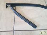Original Used Opel Crossland X Right Front Window Channel With Quarter Glass Fixed Window