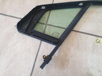 Original Used Opel Crossland X Right Front Window Channel With Quarter Glass Fixed Window