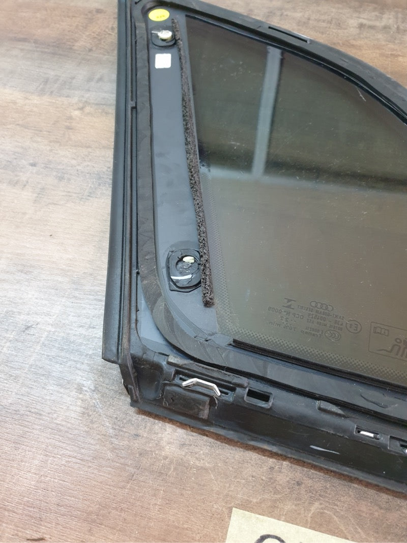 Original Used Audi Q5 Right Rear Quarter Glass Window