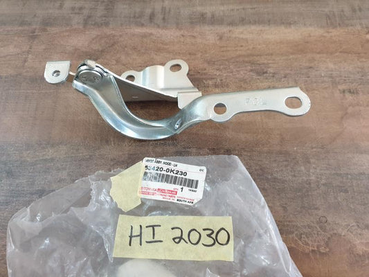 Original New Toyota Fortuner Hilux Left Front Bonnet Hinge