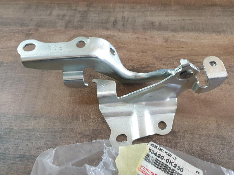 Original New Toyota Fortuner Hilux Left Front Bonnet Hinge