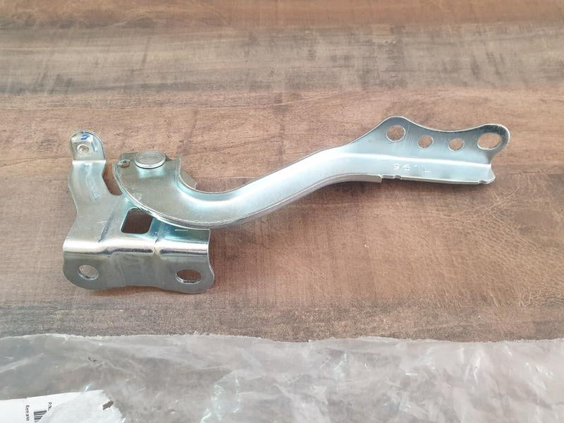 Original New Toyota Corolla Cross Left Front Bonnet Hinge