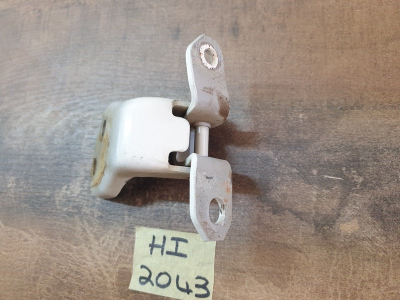Original Used Suzuki Swift Dzire Left Front Door Lower Hinge