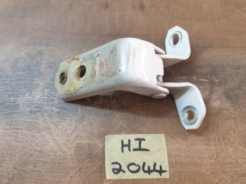Original Used Suzuki Swift Dzire Left Front Door Upper Hinge