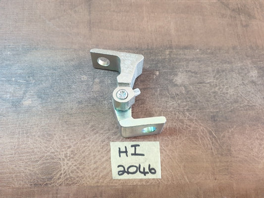 Original New Volkswagen Polo Right Door Hinge Upper or Lower