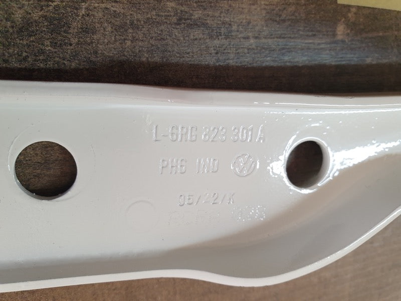 Original Used Volkswagen Polo Left Front Bonnet Hinge