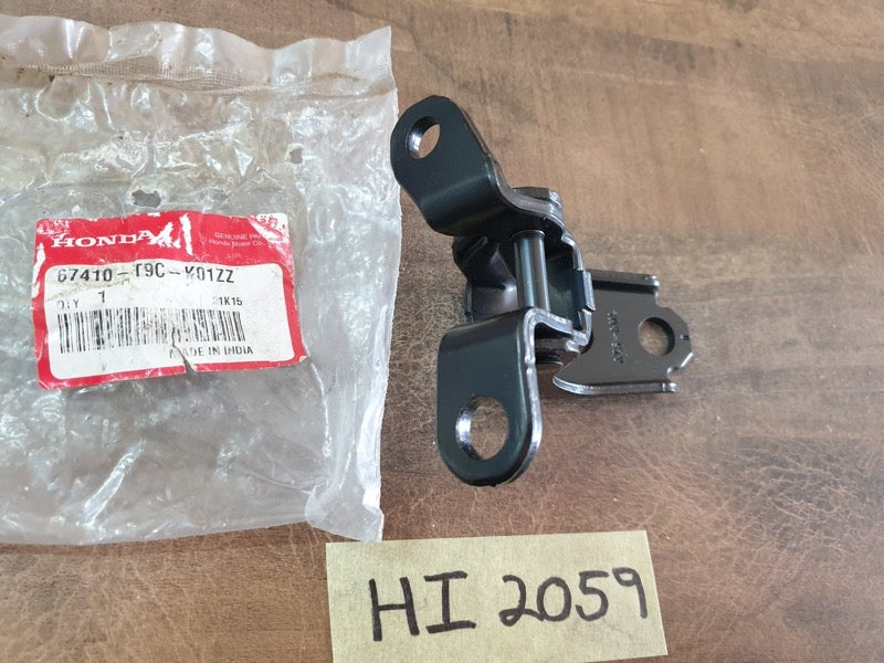 Original New Honda Jazz Right Front Door Upper Hinge