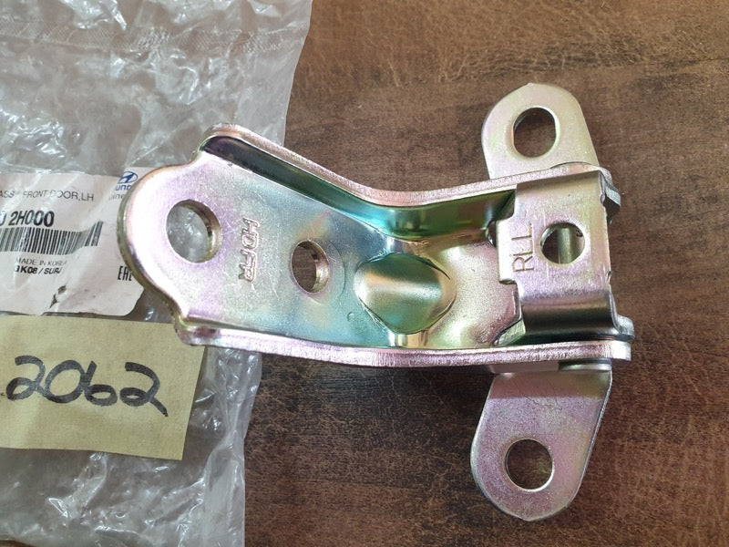 Original New Hyundai Creta 2021 Left Rear Door Lower Hinge