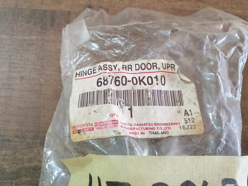 Original New Toyota Hilux Raider Left Rear Door Upper Hinge