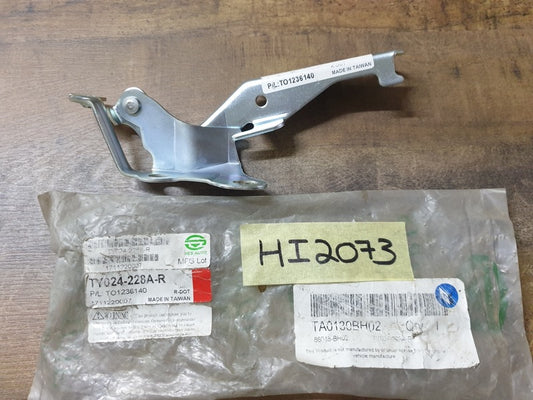 Toyota Aftermarket Corolla GLS Right Front Bonnet Hinge