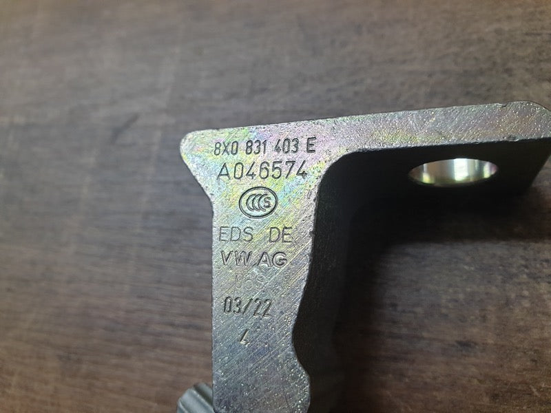 Original New Volkswagen Polo Left Front Door Upper Hinge