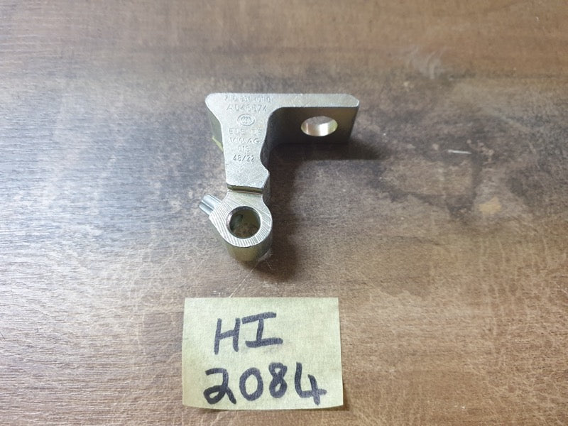Original New Volkswagen Polo Left Front Door Hinge