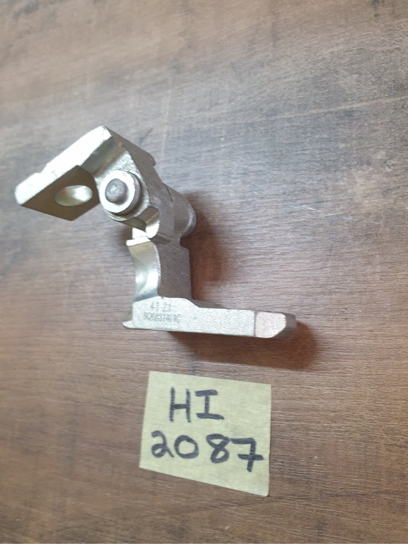 Original Used Volkswagen Polo Left Front Door Upper Hinge